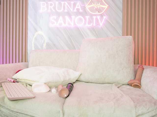 brunasanoliv live cam on BongaCams