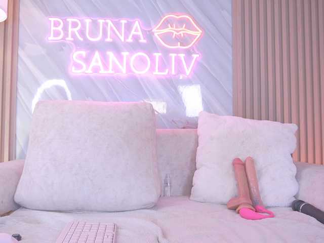 brunasanoliv live cam on BongaCams