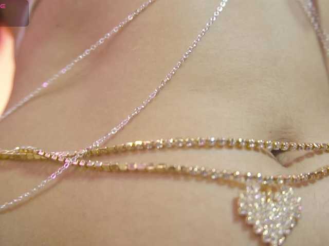 brunasanoliv live cam on BongaCams