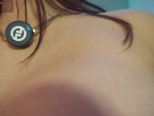 brunasanoliv live cam on BongaCams