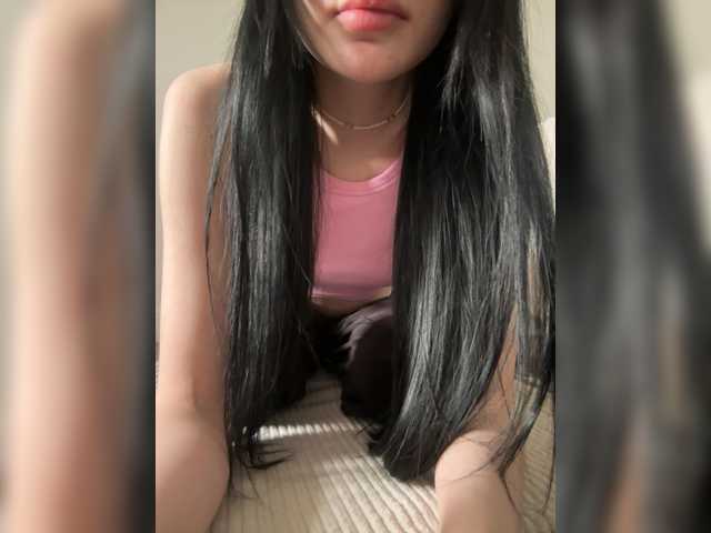 pinklildoll's BongaCams show and profile