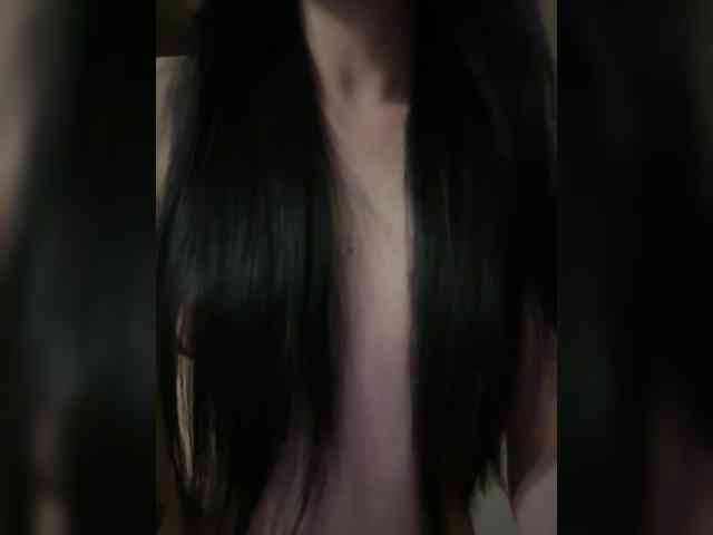 pinklildoll webcam