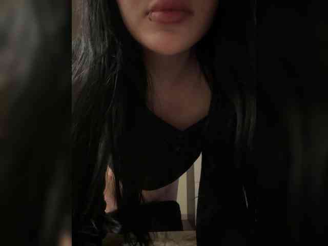 pinklildoll webcam