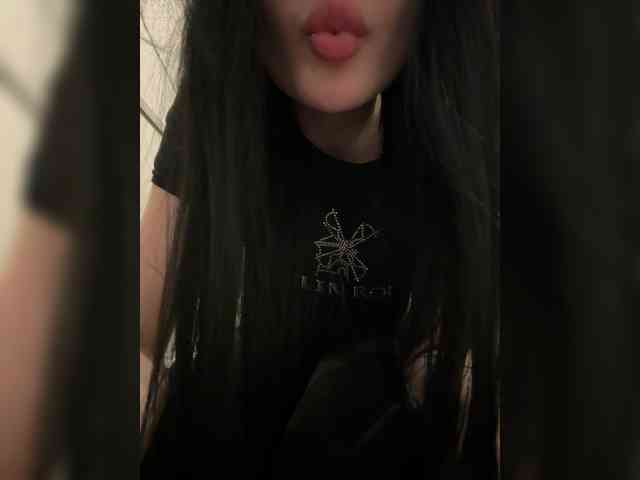 pinklildoll Live Webcam on BongaCams
