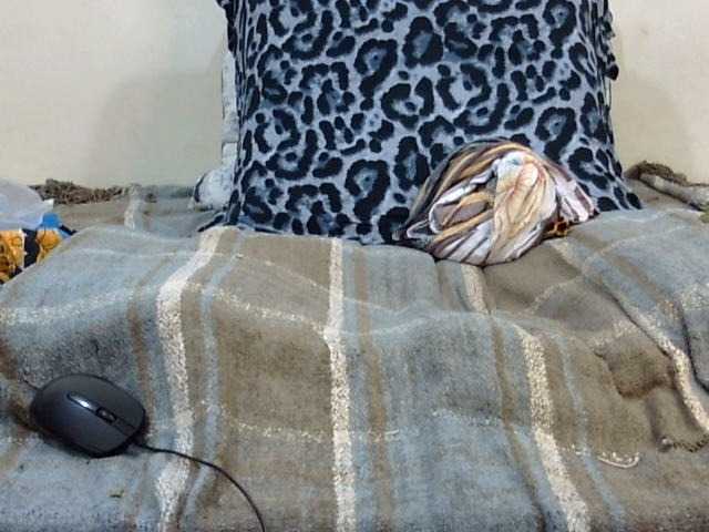 SPRINGCHICKEN96's BongaCams show and profile