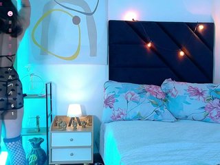 littleapril Porn Show
