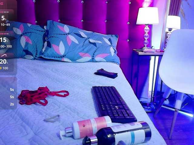 littleapril live cam on BongaCams