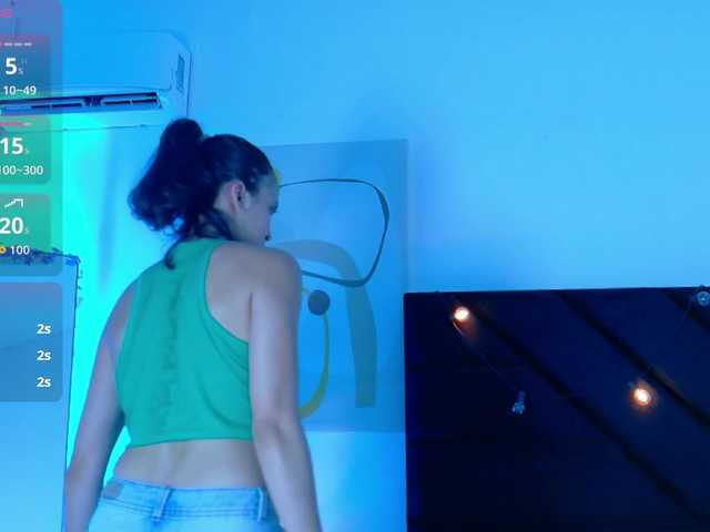 littleapril live cam on BongaCams