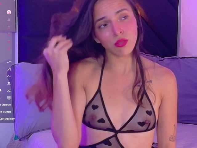 littleapril live cam on BongaCams