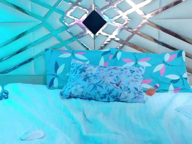 littleapril live cam on BongaCams