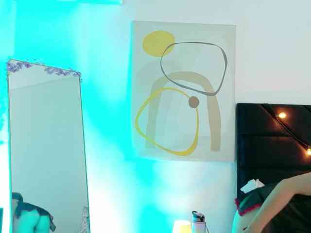 littleapril webcam