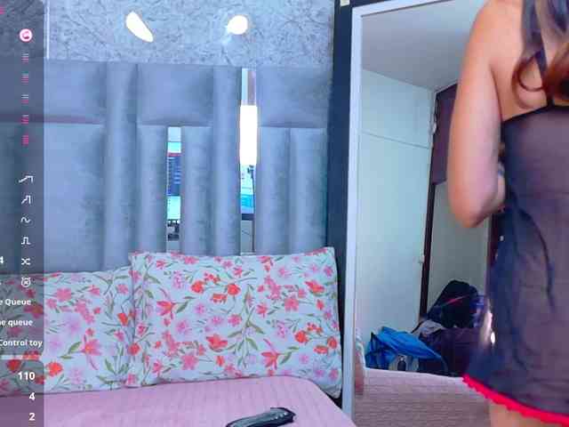 littleapril webcam