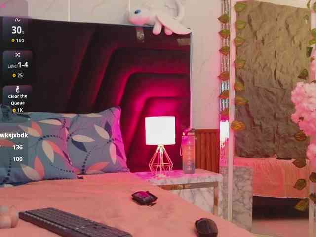 littleapril webcam