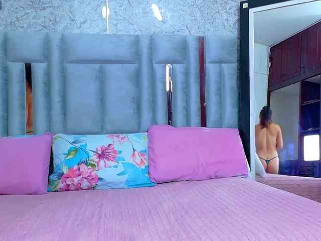 littleapril webcam