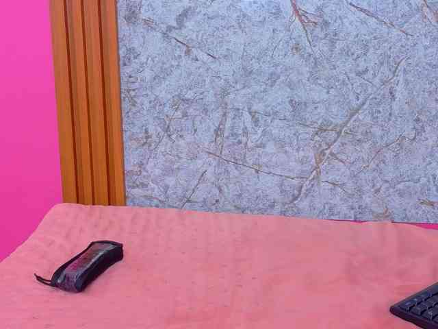 littleapril webcam