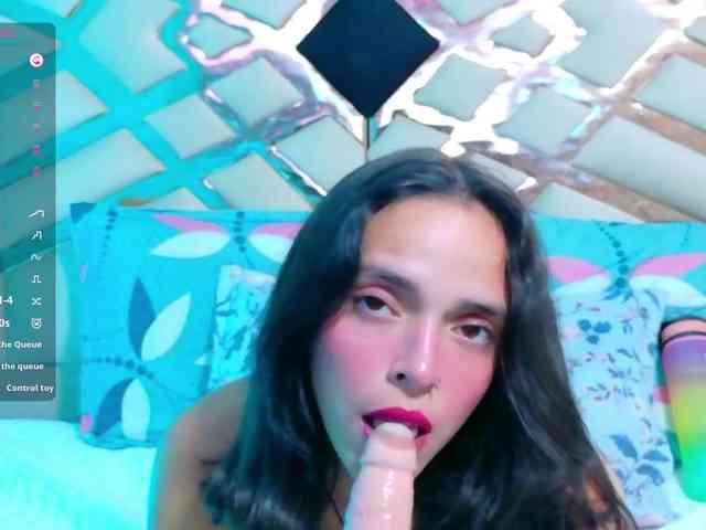 Modelo: littleapril