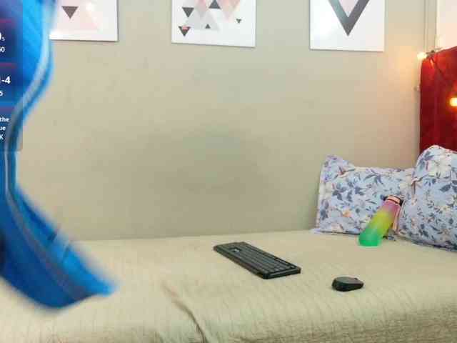 littleapril webcam