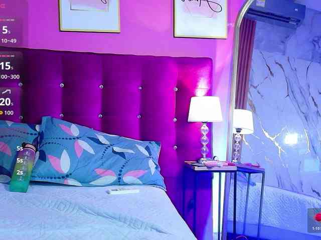 littleapril webcam