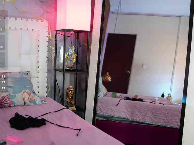 littleapril webcam