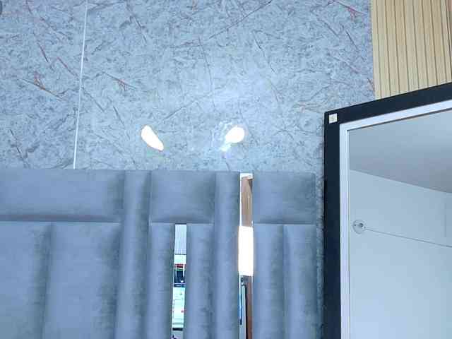 littleapril webcam
