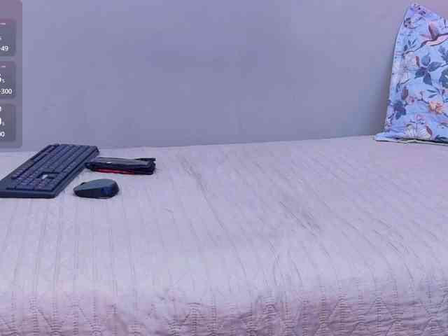 littleapril webcam