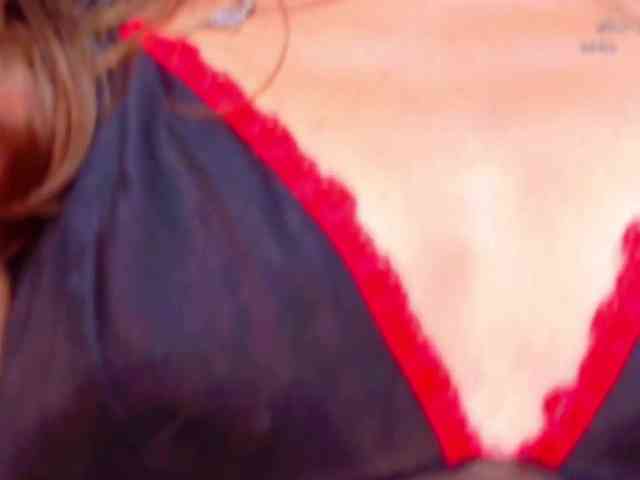 littleapril webcam