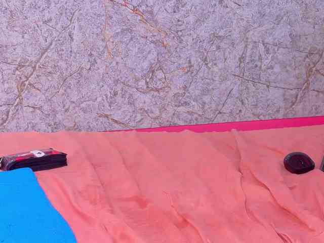 littleapril webcam