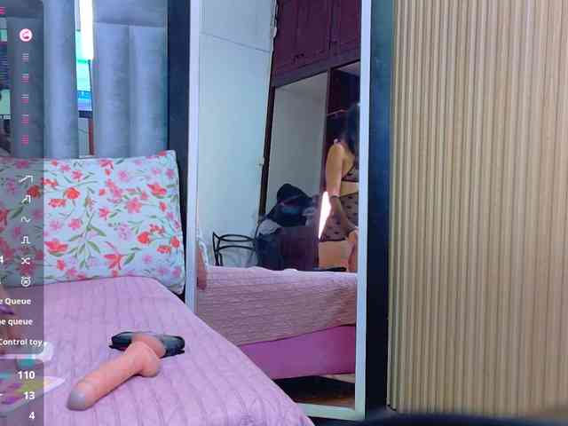 littleapril webcam