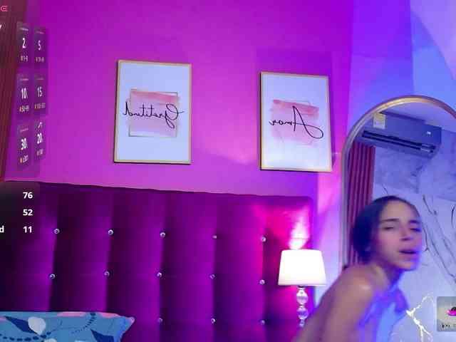 littleapril webcam