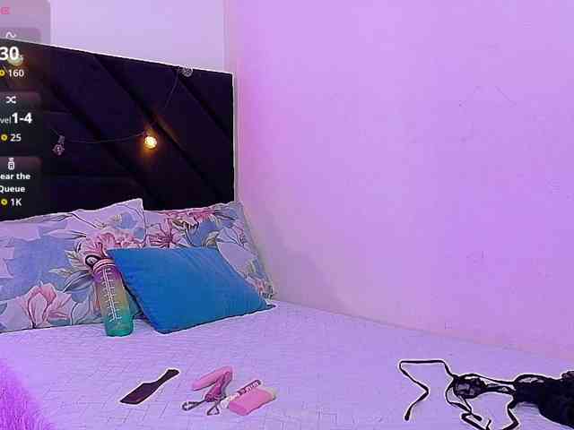 littleapril webcam