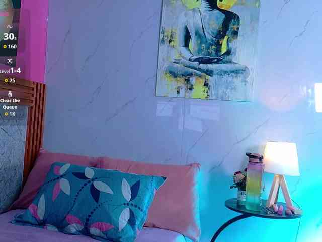 littleapril webcam