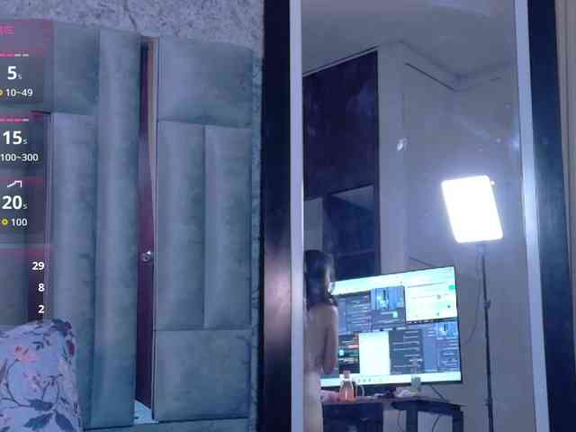 littleapril webcam