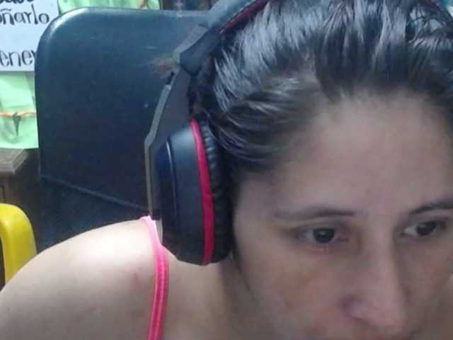 DIANA-ROGU live cam preview