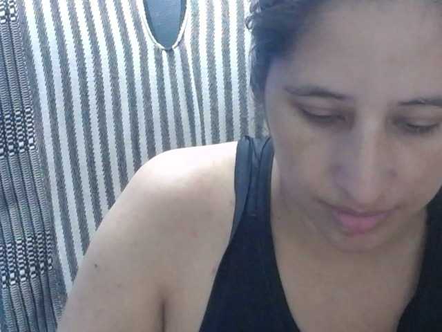 DIANA-ROGU live cam preview