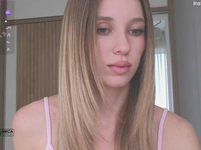 vivianyyy live cam on BongaCams