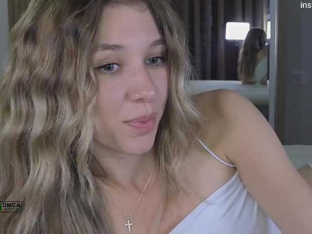 vivianyyy live cam on BongaCams
