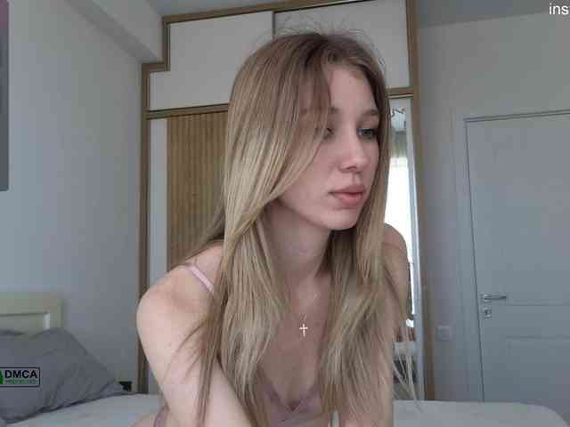 vivianyyy webcam