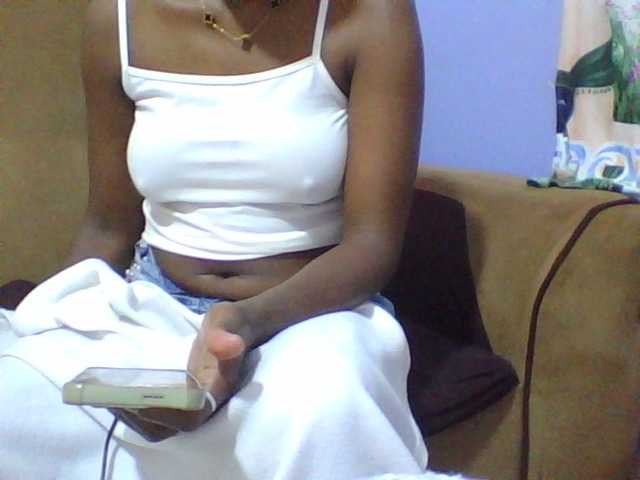 Lovelybabraa live cam on BongaCams