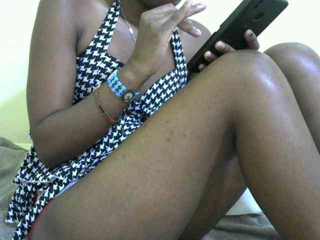 Lovelybabraa webcam