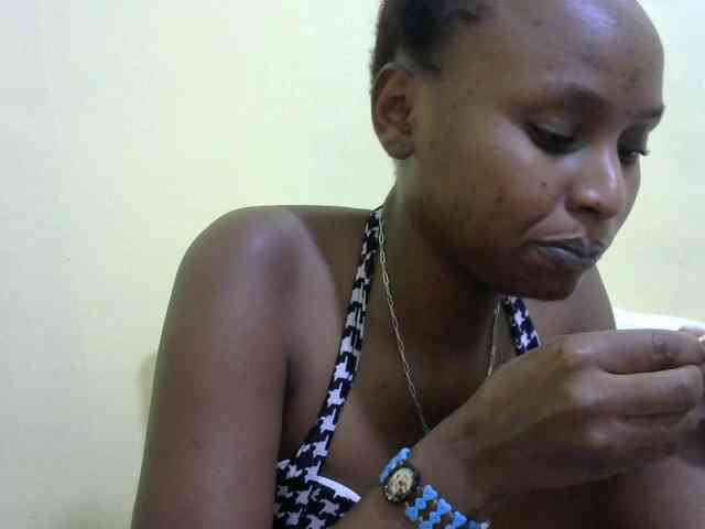 Lovelybabraa webcam