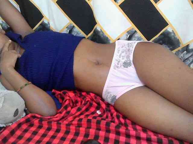 Lovelybabraa webcam