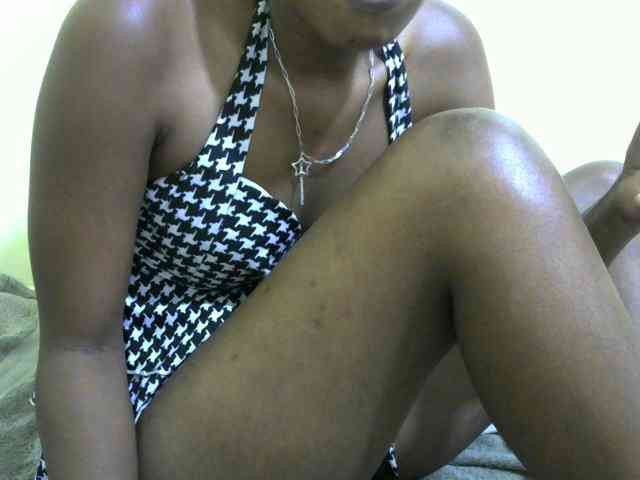 Lovelybabraa webcam