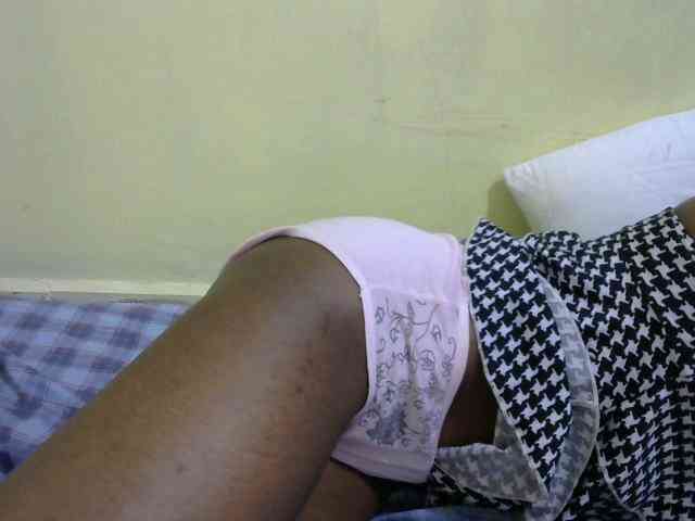 Lovelybabraa webcam