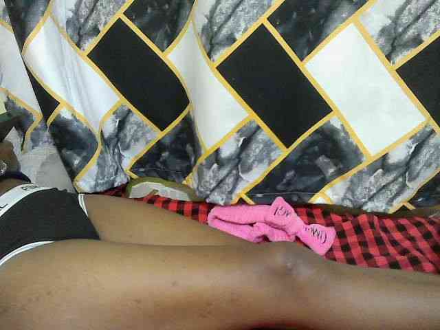 Lovelybabraa webcam