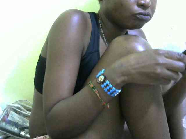 Lovelybabraa webcam