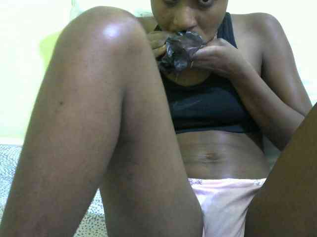 Lovelybabraa webcam