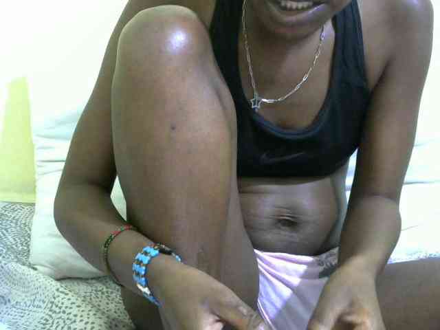 Lovelybabraa webcam