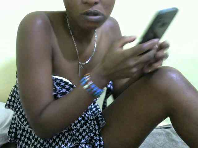 Lovelybabraa webcam