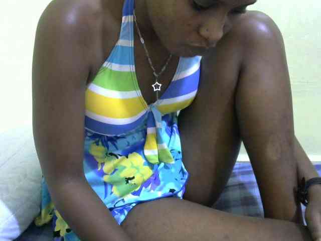 Lovelybabraa webcam