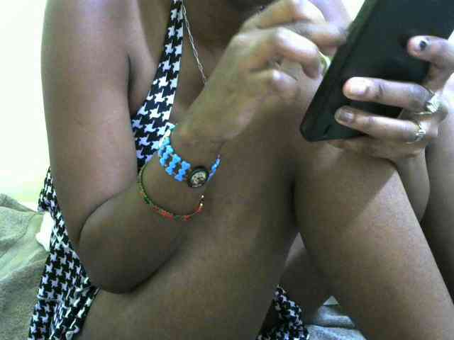 Lovelybabraa webcam